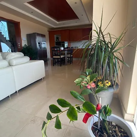 Angelos House * Asgourou